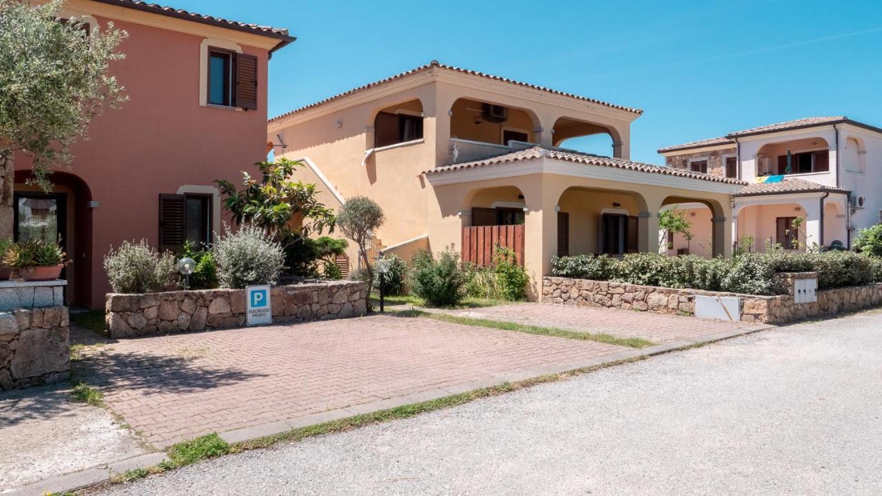 Casa Vacanza La Suaredda San Teodoro  Buitenkant foto