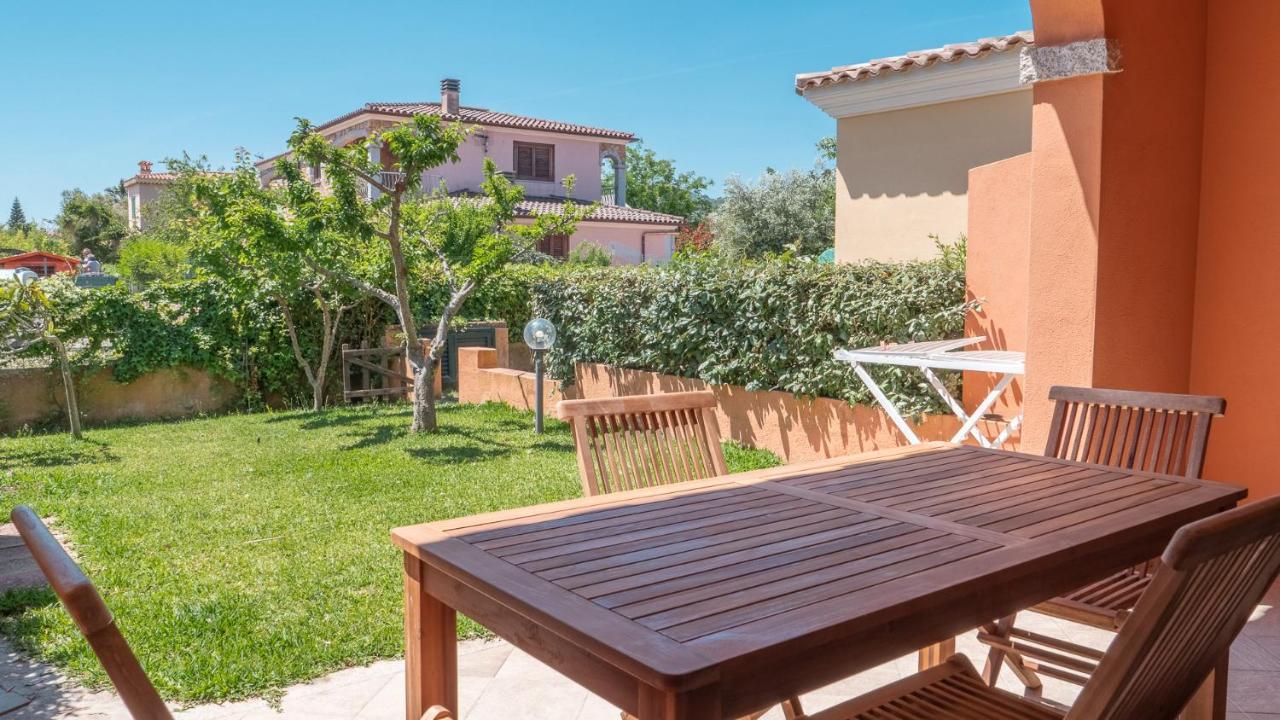 Casa Vacanza La Suaredda San Teodoro  Buitenkant foto
