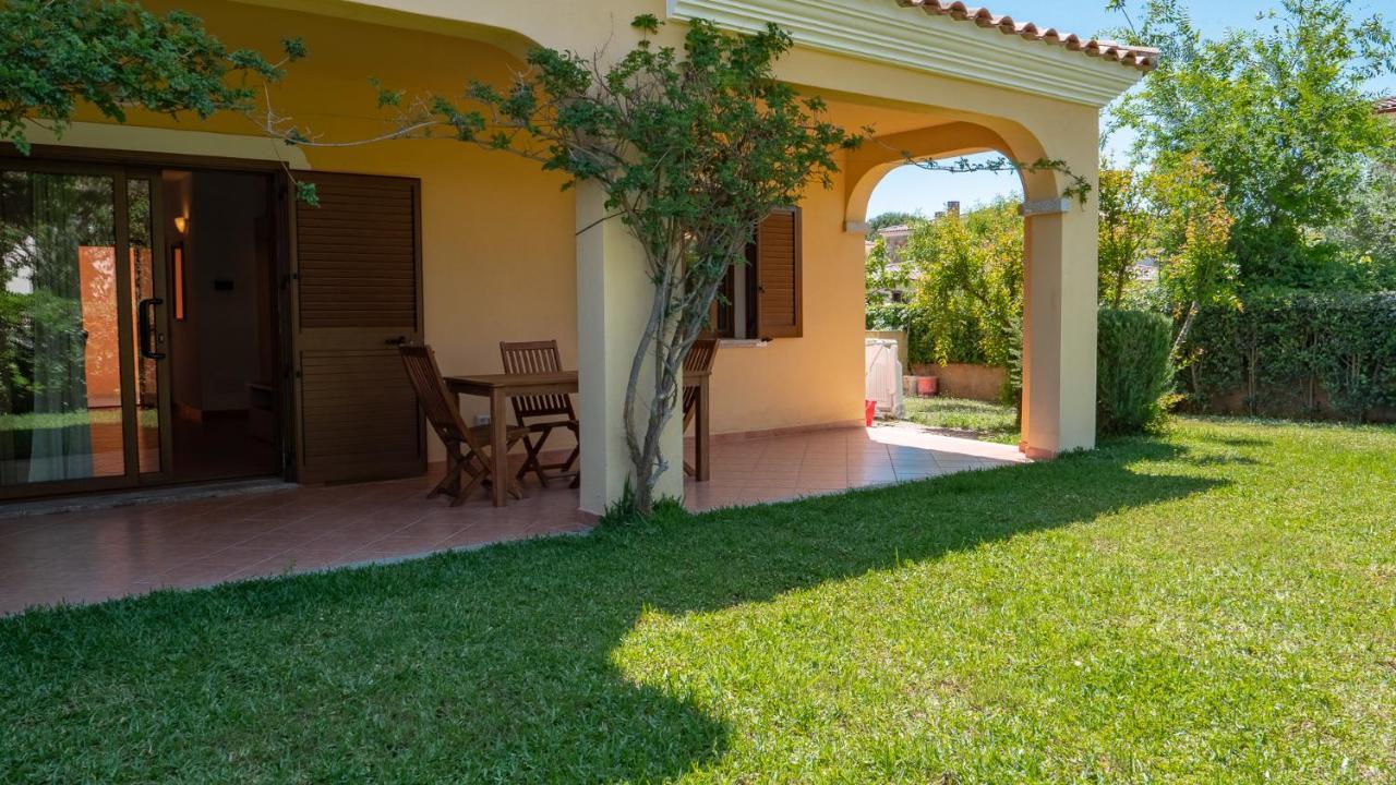 Casa Vacanza La Suaredda San Teodoro  Buitenkant foto