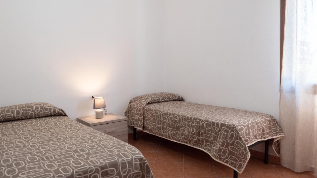Casa Vacanza La Suaredda San Teodoro  Buitenkant foto