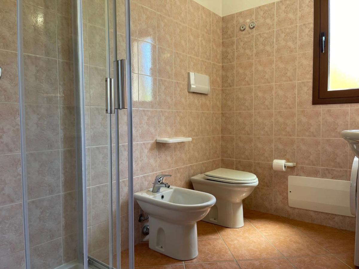 Casa Vacanza La Suaredda San Teodoro  Buitenkant foto